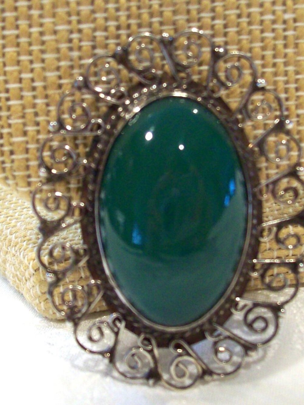 Vintage 1950s Combo Brooch/Pendant Oval Agate in Filigree Sterling Silver Frame